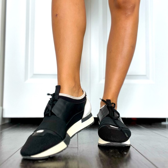 Authentic Balenciaga Road Racers complete with bag! Size 8 US 38EU - Picture 2 of 6